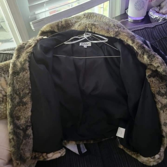 Jakke faux fur coat - Picture 2 of 2